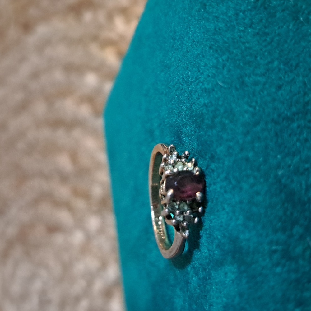 Elegant Vintage 14K TGE Purple Ruby Diamond Ring